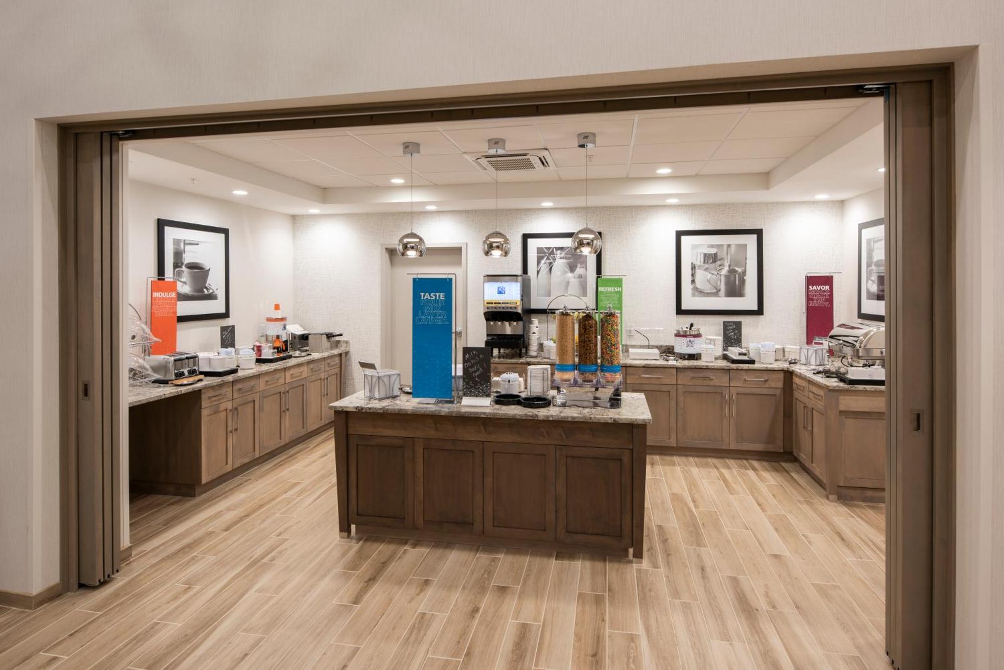 Hampton Inn & Suites Rocky Hill - Hartford South Exteriér fotografie