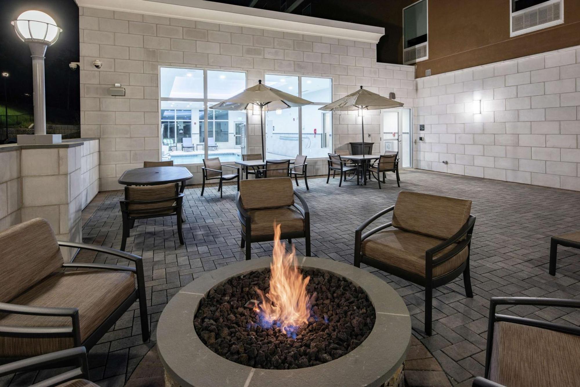 Hampton Inn & Suites Rocky Hill - Hartford South Exteriér fotografie